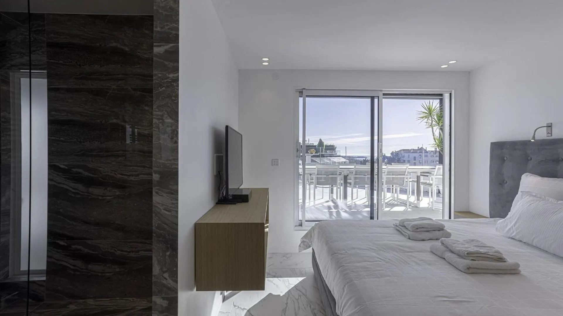 Luxury Penthouse Montfleury By Halldis Cannes 0*,  France