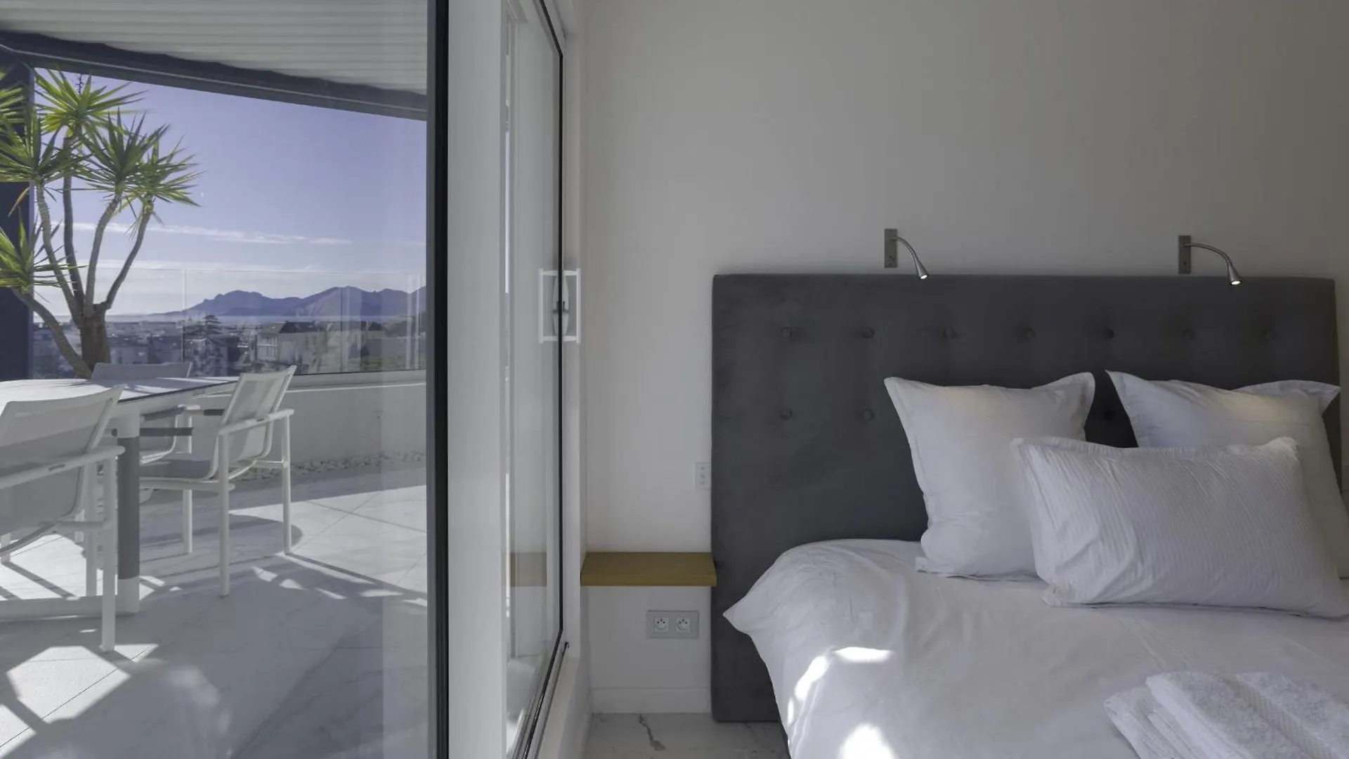 Apartment Luxury Penthouse Montfleury By Halldis Cannes