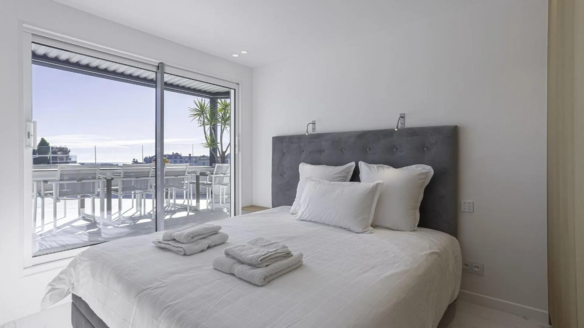 Luxury Penthouse Montfleury By Halldis Cannes
